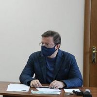 Губернатор Самарской области Дмитрий Азаров ввел в регионе самоизоляцию